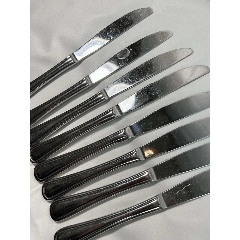Oneida Stainless 9” Dinner Knives Set of‎ 8